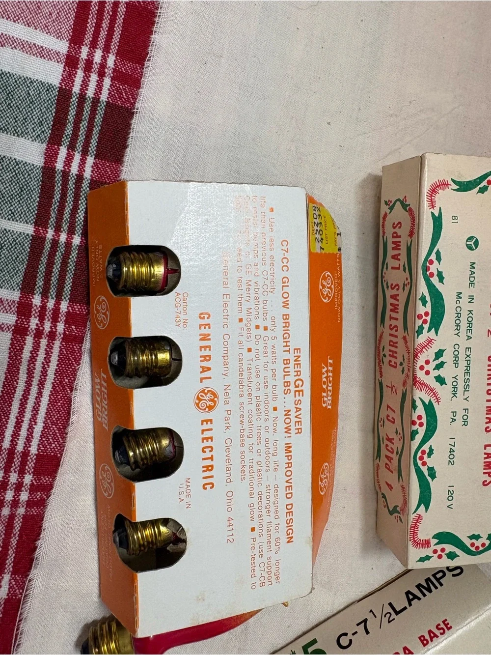 Vintage C7 Christmas Flame Tip Bulbs & Holiday Lightbulbs